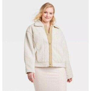 Universal Thread Women's Plus Button Winter Faux Fur Utility Jacket, White #656